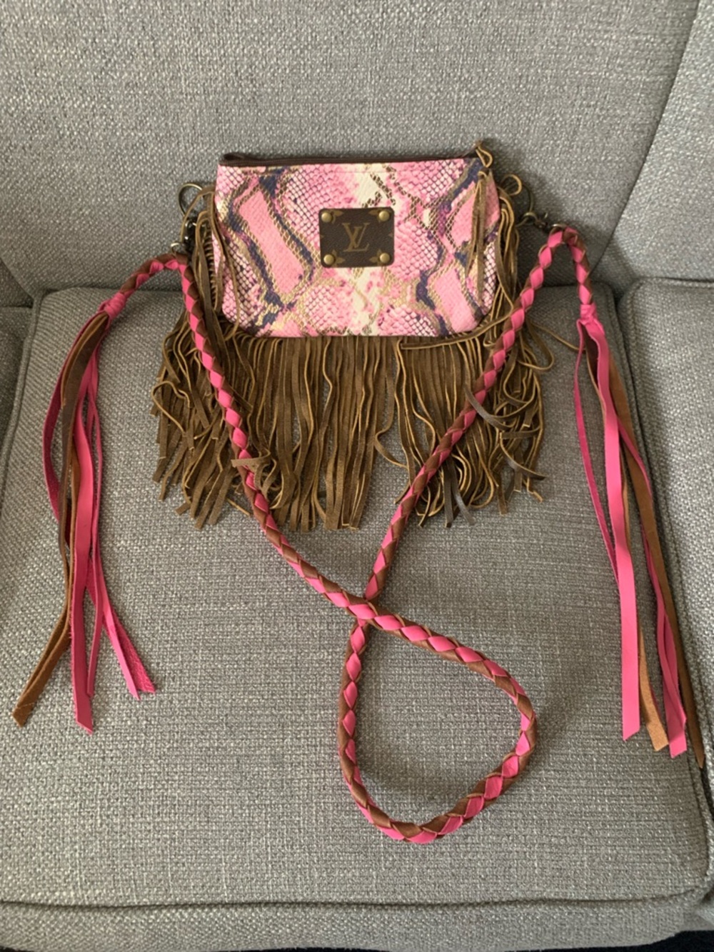 Pink Snakeskin-Effect Fringe Crossbody with Braided Strap